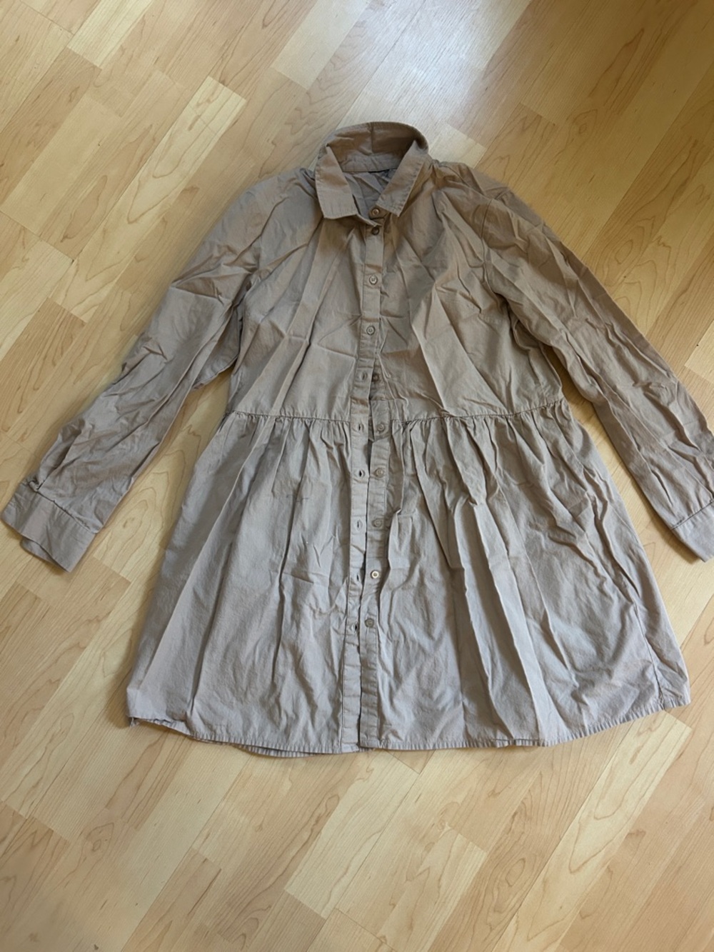 Women's Tan Button-Front Peplum Shirt Jacket